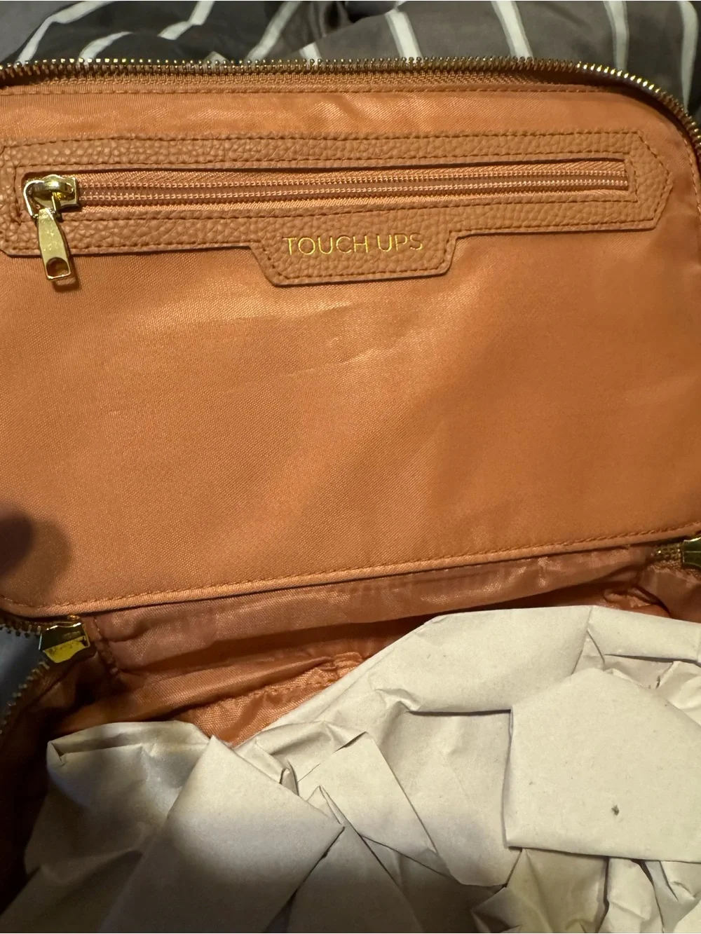 NEW Luxe Rose Textured Leather Double-Zip Cosmetic Case - Picture 5 of 13